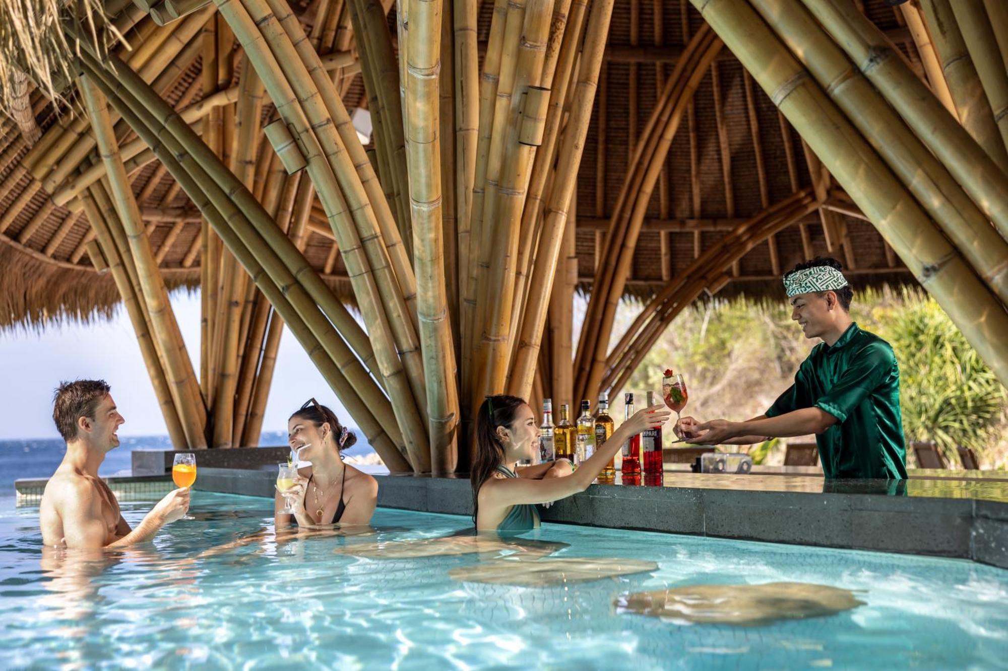 Semaya Beach Resort Tanglad Екстериор снимка