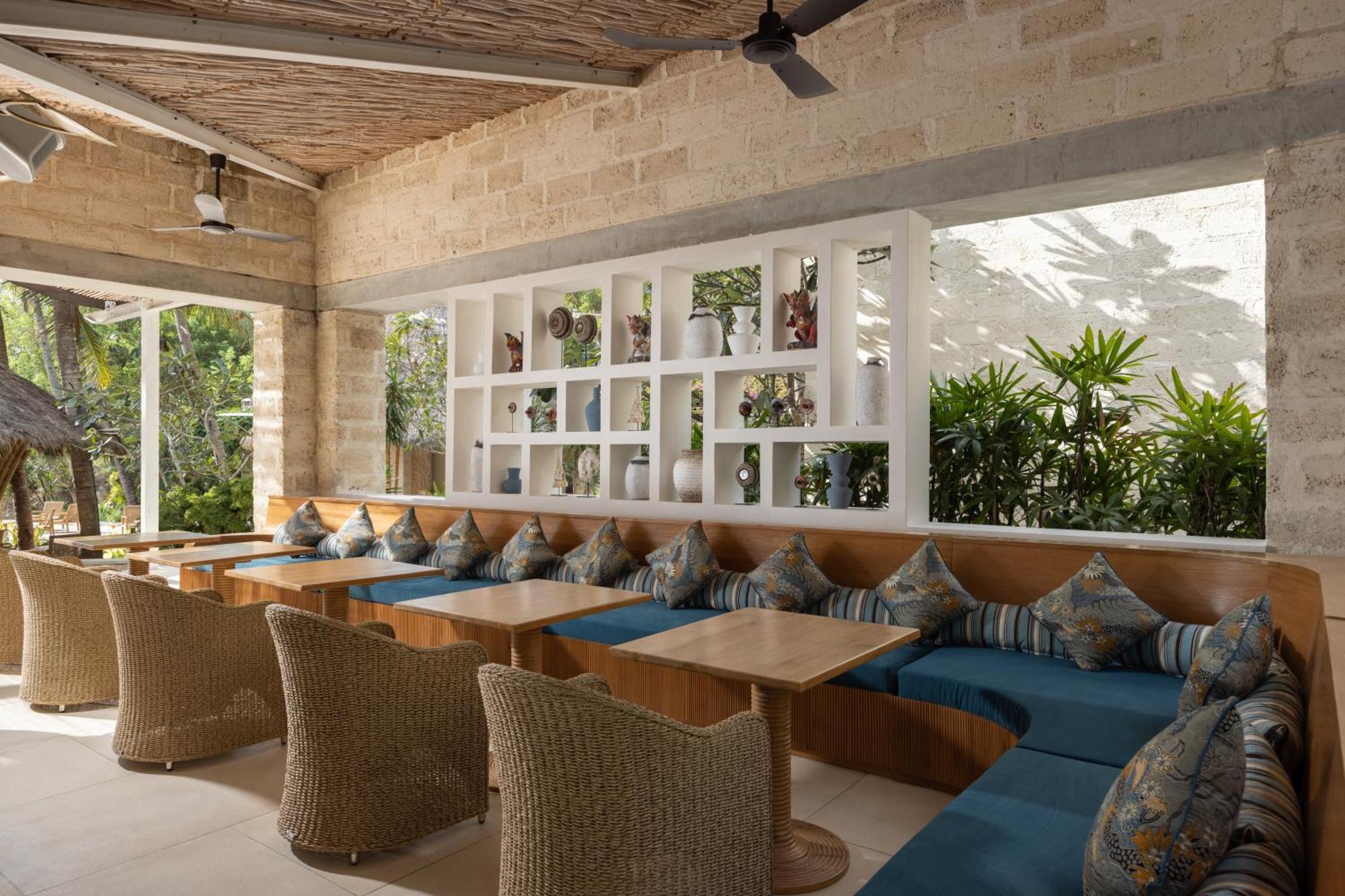 Semaya Beach Resort Tanglad Екстериор снимка