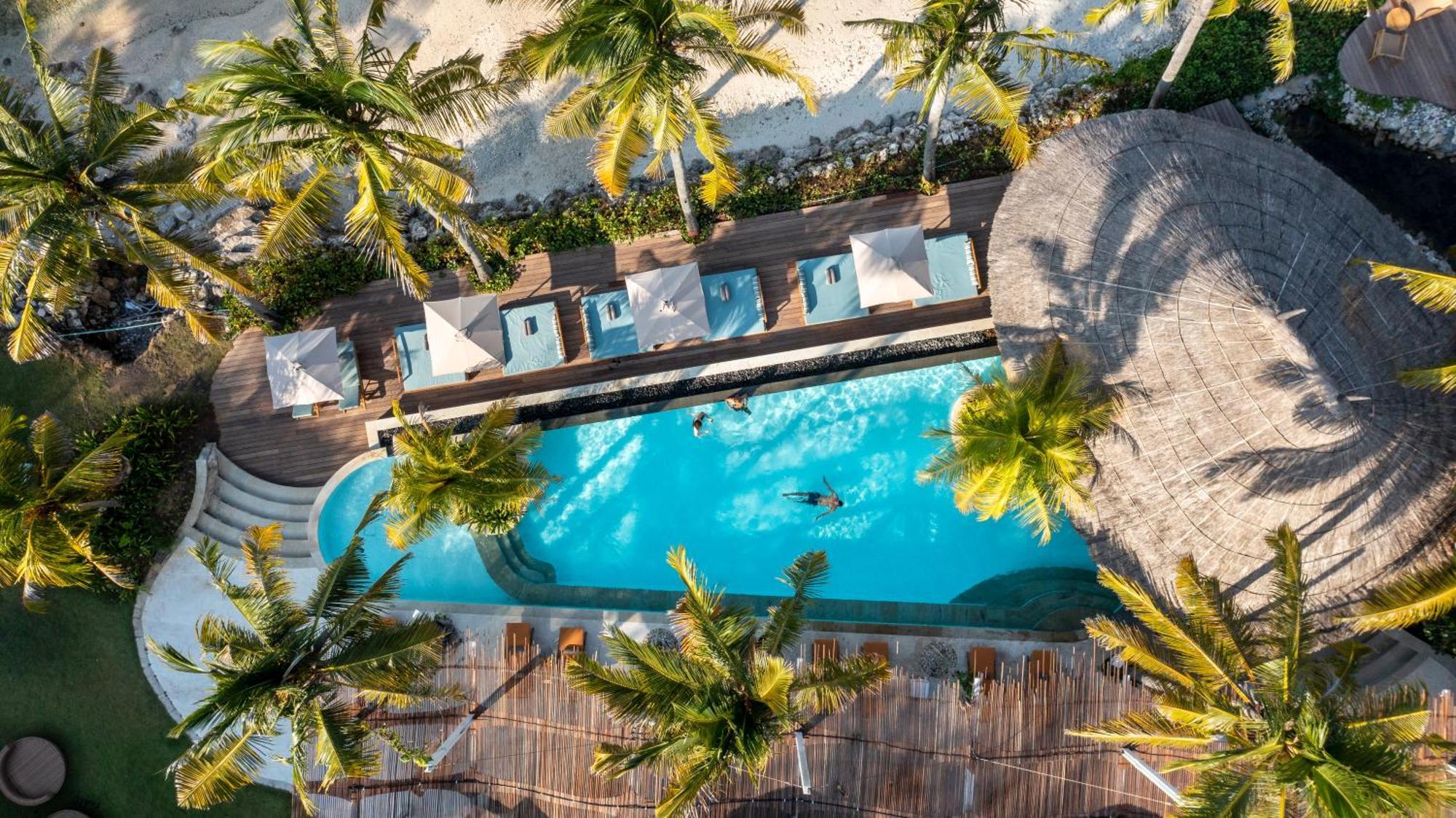 Semaya Beach Resort Tanglad Екстериор снимка
